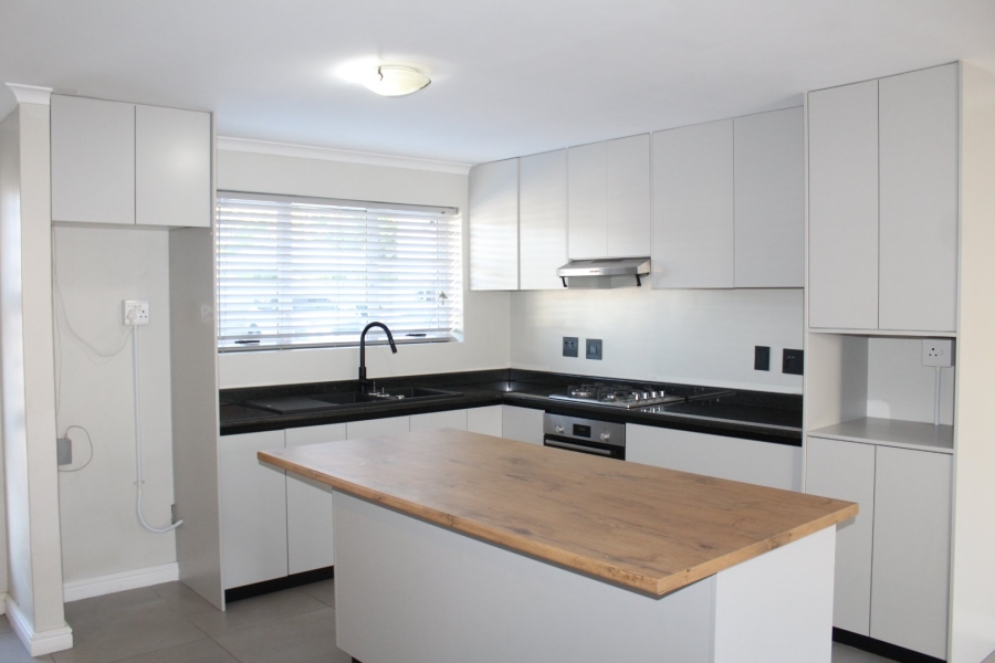 To Let 2 Bedroom Property for Rent in Kempenville Western Cape